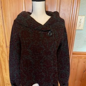 Adrienne Vittadini long sleeve, button sweater size medium